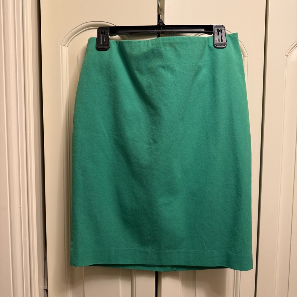 Forever 21 Green Pencil Skirt Knee-Length Work